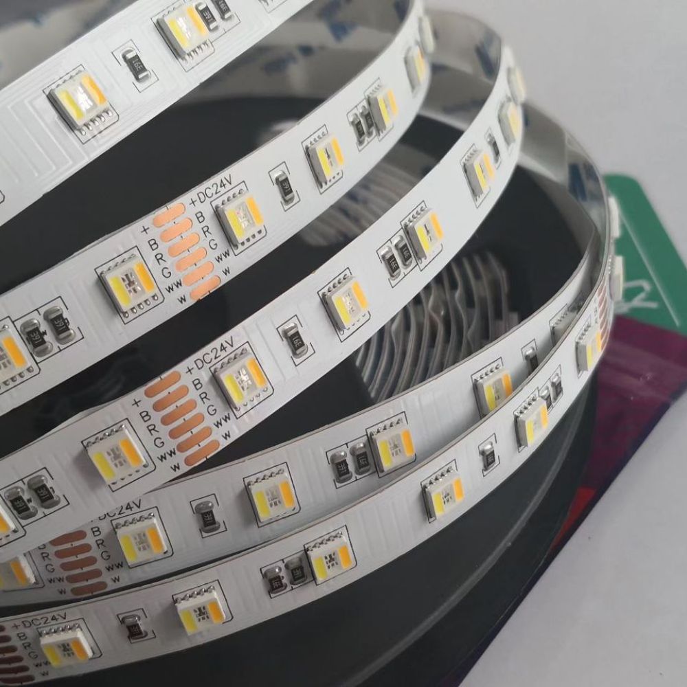 Akıllı RGBCW 5'i 1 Arada LED Ş - Interior Design Output incelemesi ve fiyatı